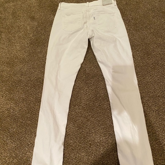 Levi’s white jeans - Picture 3 of 4